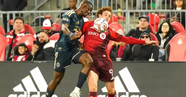 Rangers signs South Africa defender Makhanya from MLS to challenge title-holding Celtic
