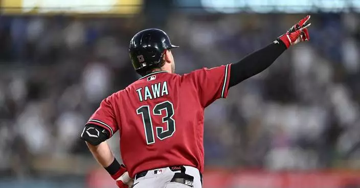 Diamondbacks shake off Ohtani's leadoff homer to rout the Dodgers 9-3