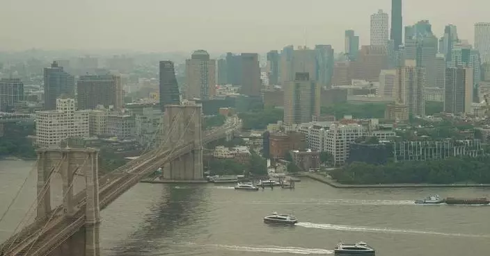 Canadian wildfire smoke turns air hazardous in the US Midwest. Officials say stay inside