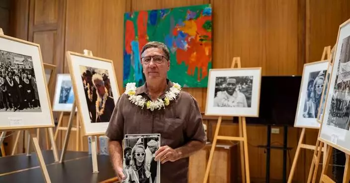 Hawaii displays historic photos of Martin Luther King Jr. wearing flower lei during Selma march