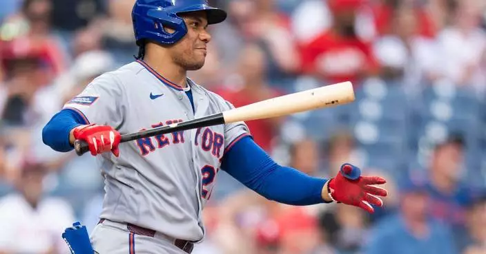 Mets slugger Juan Soto leaves game against Dodgers with left calf soreness