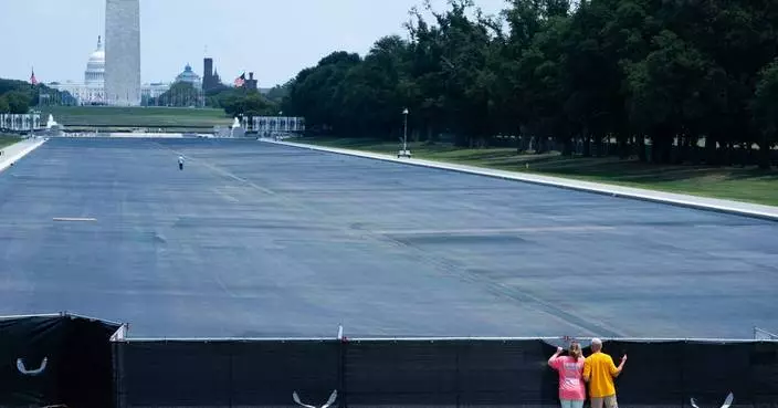 Ex-Olympian charged with damaging Reflecting Pool sees 'irregularities' in grand jury proceedings