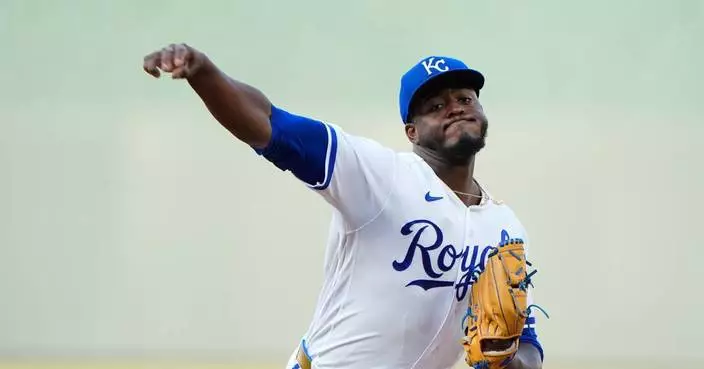 Avila and Loftin power the Royals to a 3-2 win over the Giants