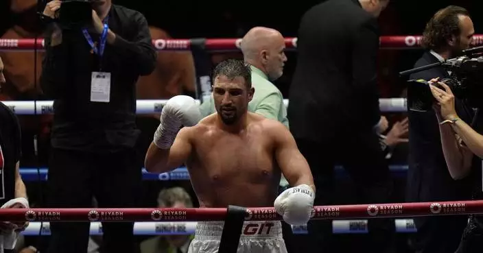 Heavyweight boxing enters a new era after Usyk vacates his belts. Here's where they're all headed