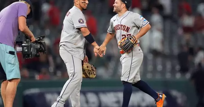 Astros take advantage of Angels meltdown to score 4 runs in 9th inning for 6-4 win