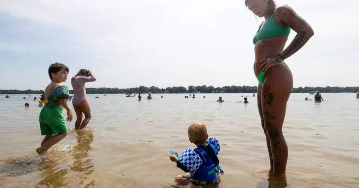 How to keep babies safe when temperatures soar