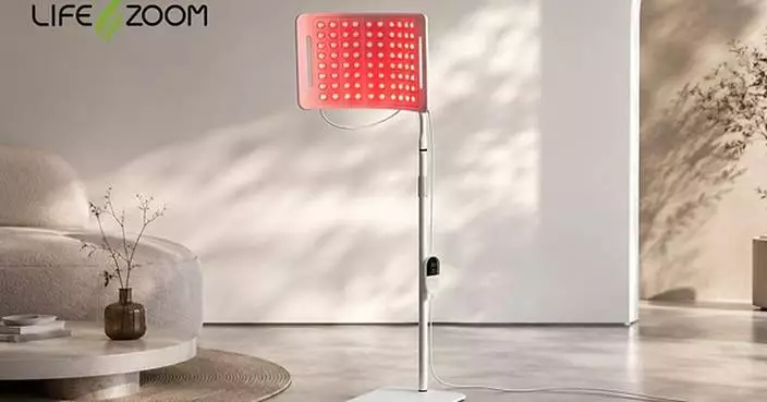 LifeZoom Launches Veyra, a Lightweight Curved Red Light Device for Stand, Belt, and Dome-Style Use