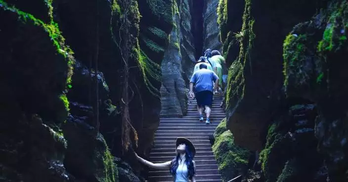 Enshi Suobuya Stone Forest in China Launches Rich Cultural Experiences to Welcome Southeast Asian Tourists