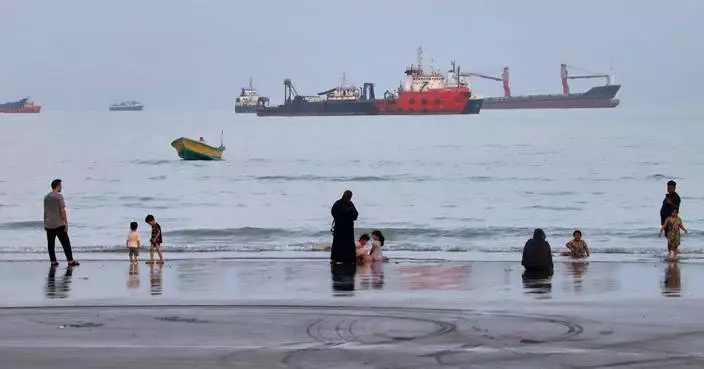Possible Strait of Hormuz deal, Israeli soldiers killed in Lebanon and other news in the Mideast