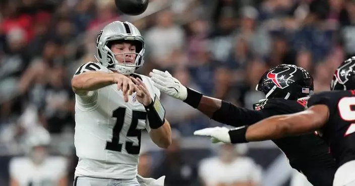 Fernando Mendoza throws a pick-6, struggles in 1st half of Raiders' 22-20 preseason win over Texans