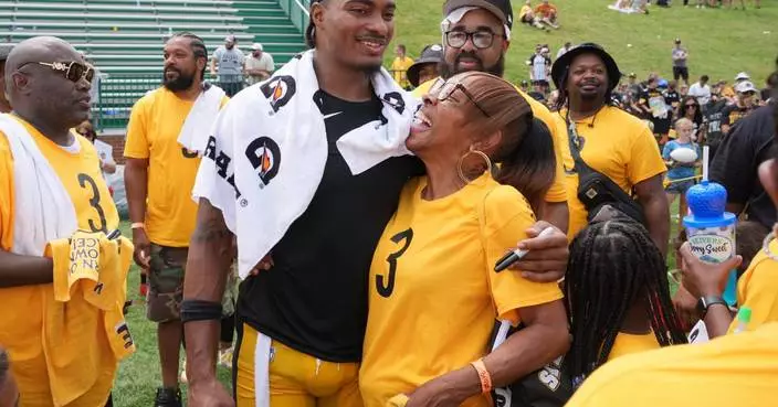 Jaquan Brisker's homecoming to Pittsburgh was about football. Family was just a bonus
