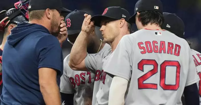 Sanoja, Gusto help Marlins beat Red Sox 4-0 to avoid series sweep