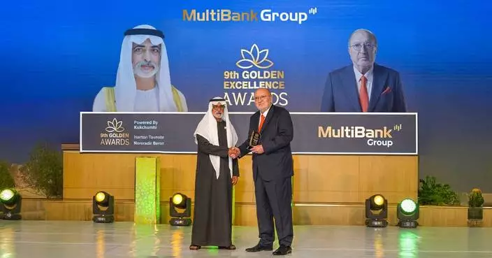 MultiBank Group董事長暨創辦人Naser Taher獲由Sheikh Nahyan bin Mubarak Al Nahyan殿下頒發的金融科技、數位資產和區塊鏈卓越金獎