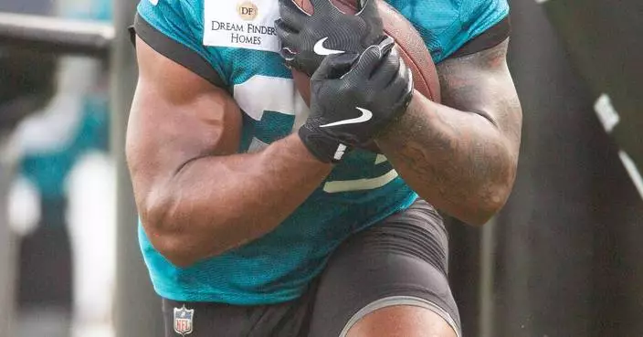 Saints' Etienne is still popular with ex-Jags teammates, touts Tuten's potential with Jacksonville