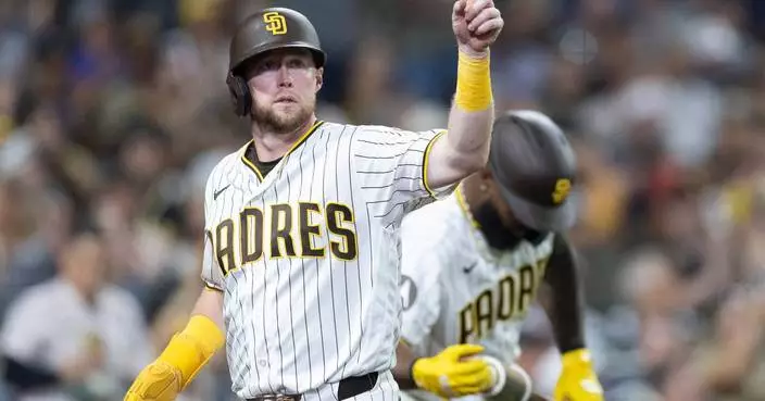 Padres rally behind Cronenworth, France in 7th inning to beat Twins 7-5