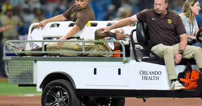 Padres 2B Luis Rengifo carted off field vs. Rays with right knee sprain