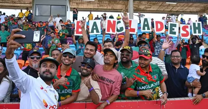 Australia wins the toss and sends Bangladesh in to bat in the second cricket test