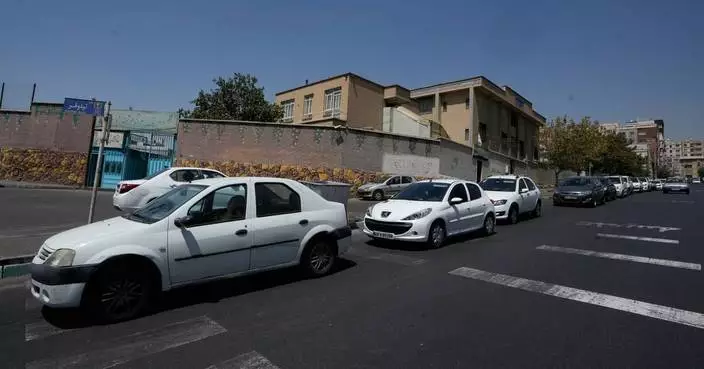 There are gas lines in Iran, but no sign yet that its leaders will bow to US sanctions