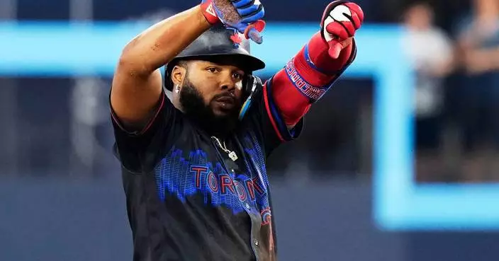 Luis Urías hits tiebreaking single in 8th inning as Blue Jays beat slumping Cardinals 3-1