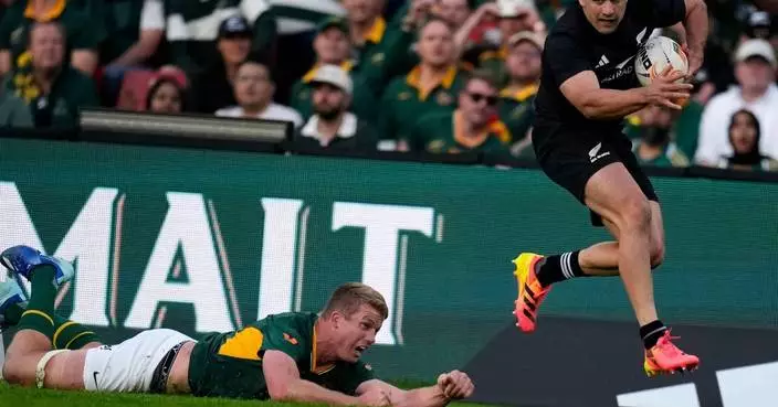 All Blacks stun South Africa 33-16 at Ellis Park and snap Springboks' 12-test win streak