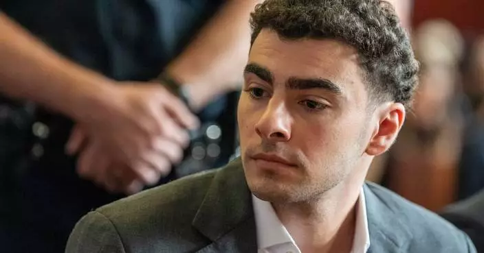 Mangione expected to plead guilty in federal case over UnitedHealthcare killing, AP source says