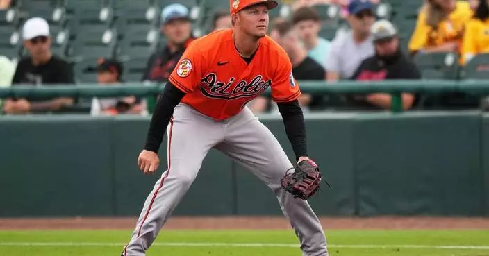 Orioles' Mountcastle strains oblique; Bautista faces live hitters