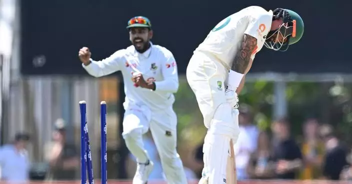 Australia drops Weatherald, recalls Renshaw after shock loss to Bangladesh in 1st cricket test