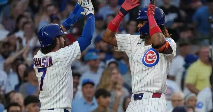 Seiya Suzuki and Carson Kelly star as the Cubs beat the slumping Dodgers 10-5