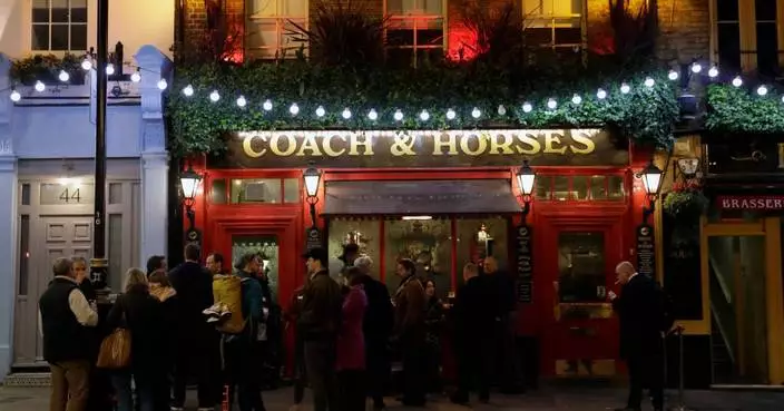 Plan to limit 'vertical drinking' decried by pub landlords and UK politicians