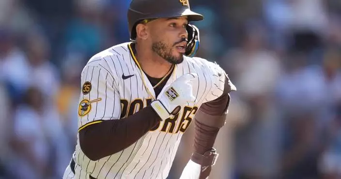 Padres win 4-3 in 11 innings to sweep MLB-leading Brewers