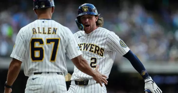 Christian Yelich knocks home go-ahead run in 8th inning as Brewers defeat Twins 4-3