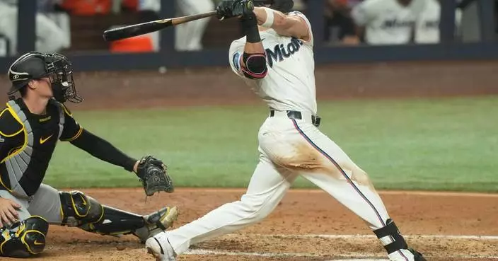 Conine, Hernández homers, Junk's solid 6 innings lead Marlins to an 8-2 win over Pirates