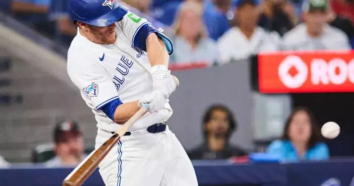 Clement drives in tiebreaking run as Blue Jays beat Boston 5-3, hand Red Sox 4th straight loss