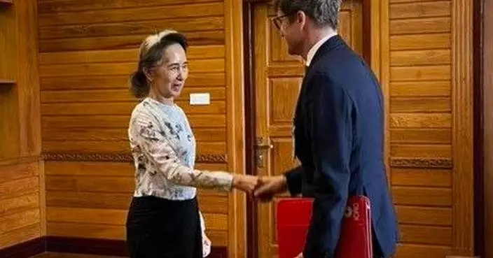 Myanmar's detained former leader Aung San Suu Kyi has rare meeting with International Red Cross