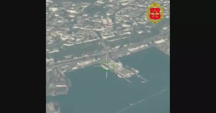 Russia strikes Ukrainian port, Ukraine attacks Russian logistics hubs