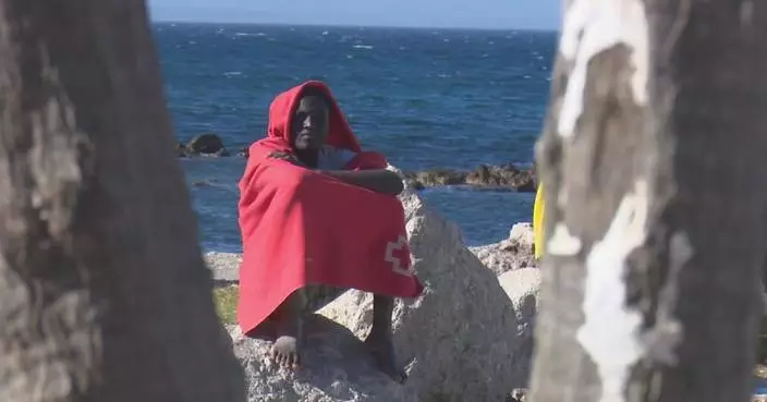 Hundreds of migrants remain stranded as Ceutans feel abandoned by government