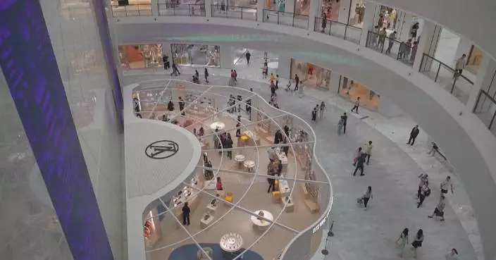 China's offline consumption shows signs of recovery in July