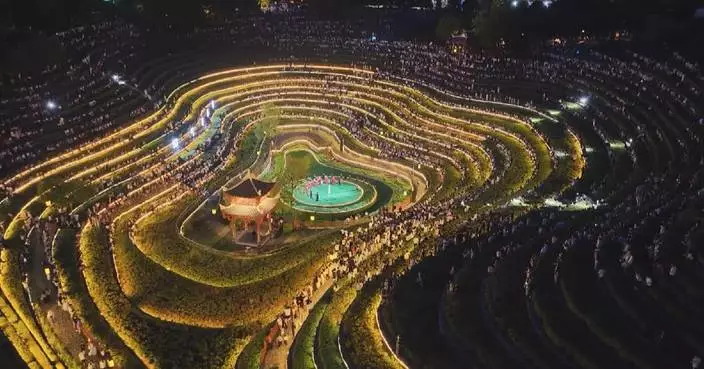 Vibrant cultural festivals, outdoor events boost tourism in southwest China