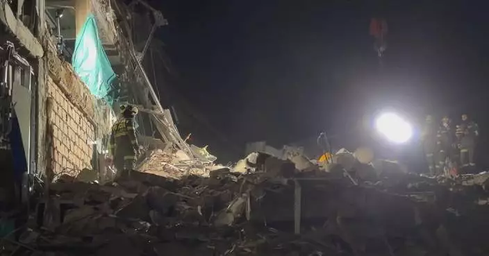 Desperate search for survivors continues after devastating earthquake in Pereira, Colombia