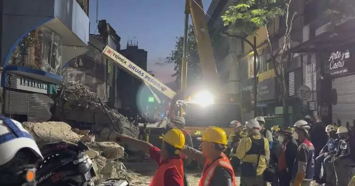 Chinese heavy-duty cranes deployed in Colombia earthquake rescue