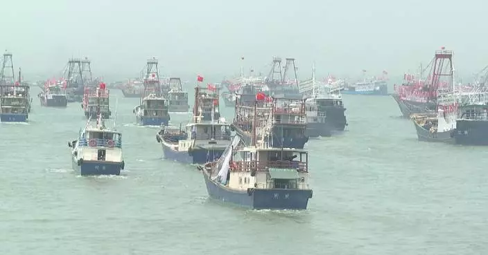Seafood market booms in coastal city as fishing resumes in South China Sea