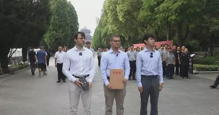 Chinese, French youth donate WWII historical materials to memorial hall in Hunan