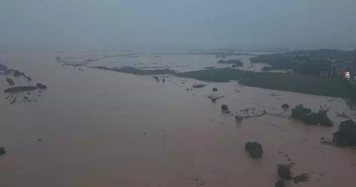 34 rivers remain above warning levels as China maintains flood alert