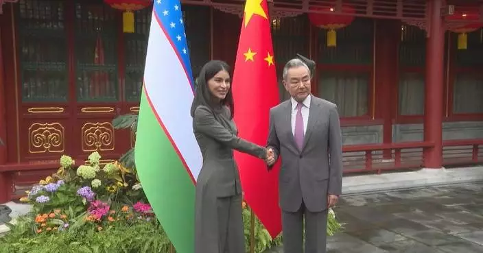 Chinese FM meets head of Uzbek presidential administration
