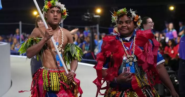 Boxer earns Tuvalu's first Commonwealth Games medal despite losing her only bout