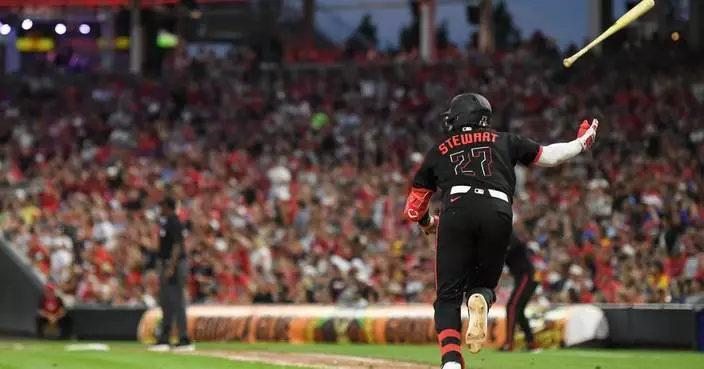 Sal Stewart drives in 4 as Reds erase deficit to beat Pirates 8-7