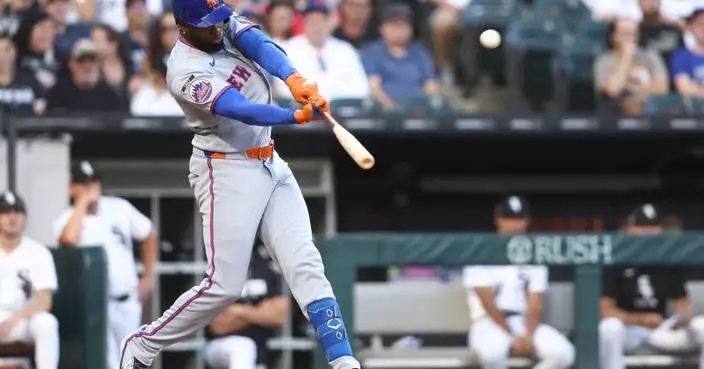 Luis Robert Jr. homers twice against his former team as Mets beat White Sox 10-5