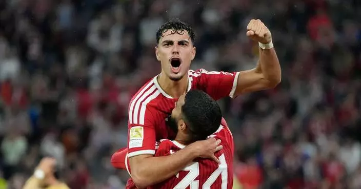 Bayern ease to another opening day win and Man City cruise against Crystal Palace