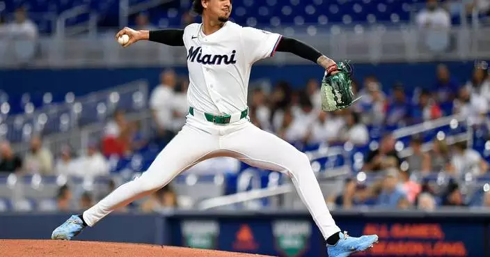 Hernández, Marsee homer in the Marlins' 4-2 win over the Nationals