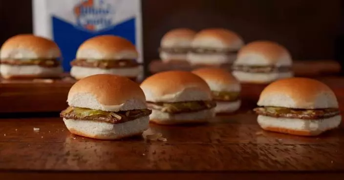 White Castle Brings Back $8.99 10-Sack of Original Sliders This August